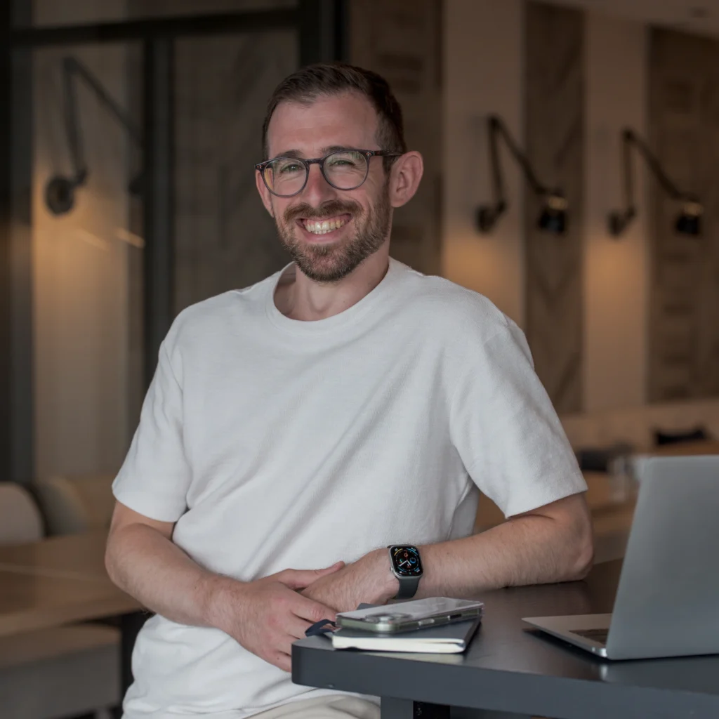 Pierre Levacher, webmaster freelance spécialisé dans l'accompagnement des coachs et thérapeutes